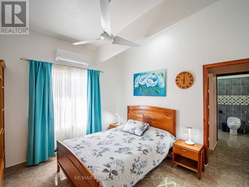 Casa Koi C. Cobano Road — photo 24 of 39