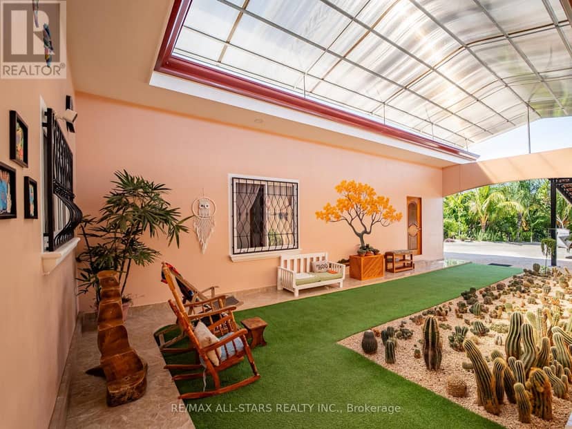 Casa Koi C. Cobano Road — photo 8 of 39