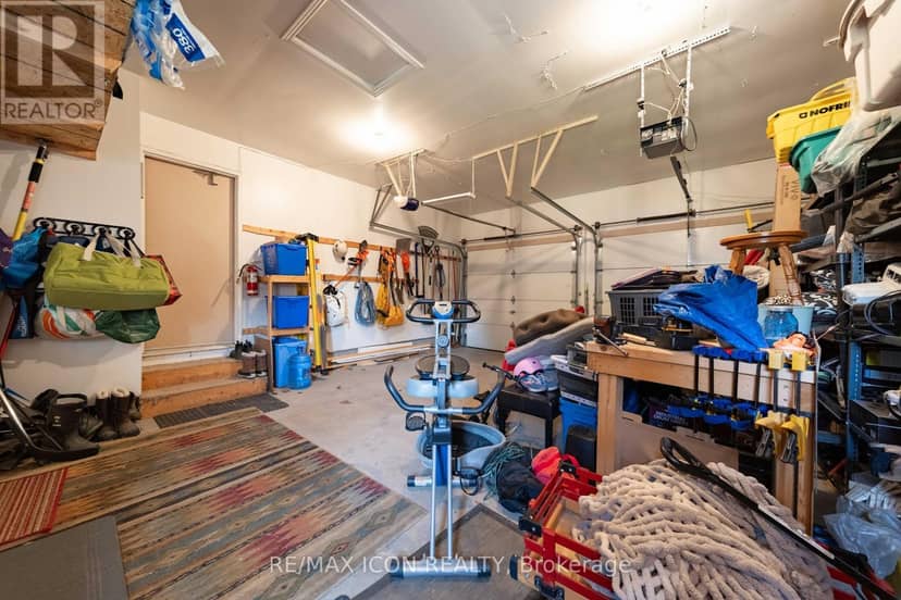 61 Carleton Court — photo 25 of 39