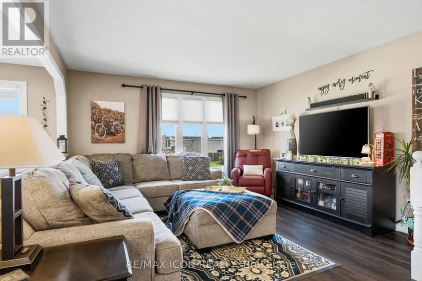 61 Carleton Court — photo 9 of 39