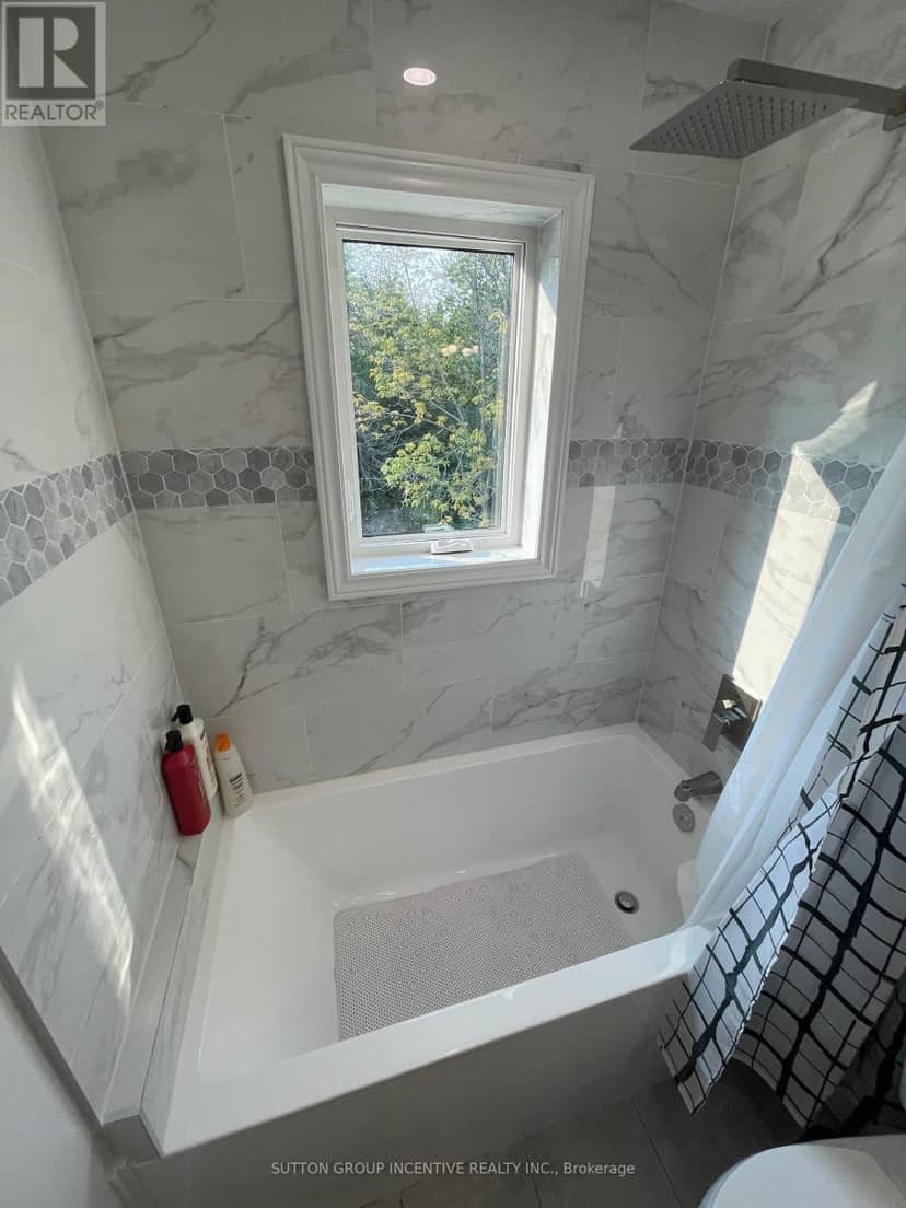 52 Marilyn Avenue S — photo 6 of 15