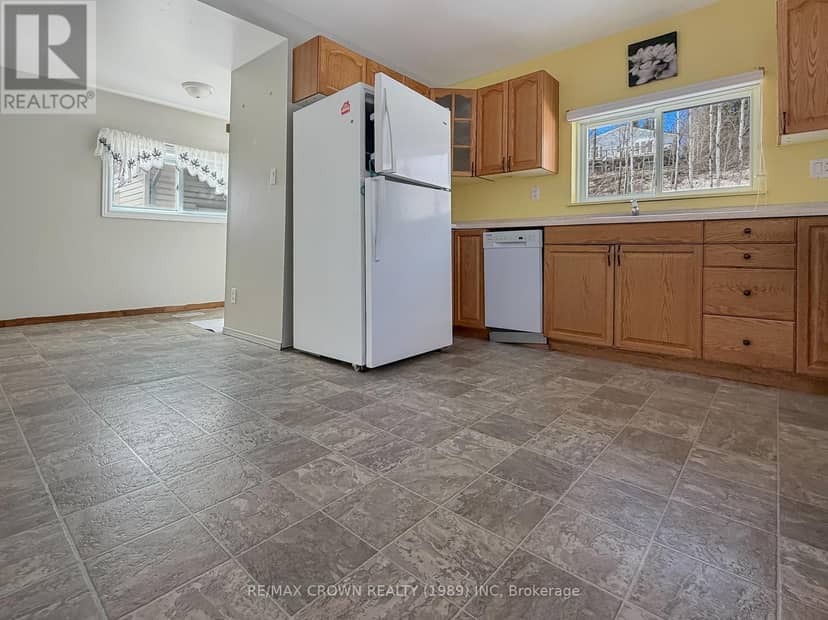 91 Third Avenue — photo 10 of 39