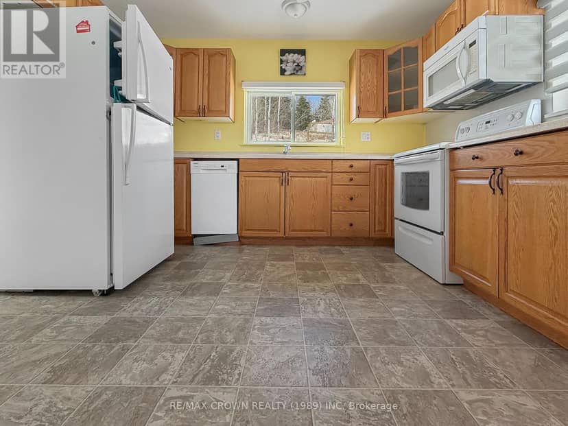 91 Third Avenue — photo 9 of 39