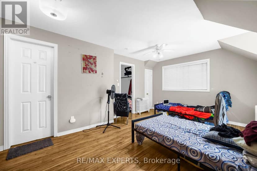 16 Bellehaven Crescent — photo 14 of 25
