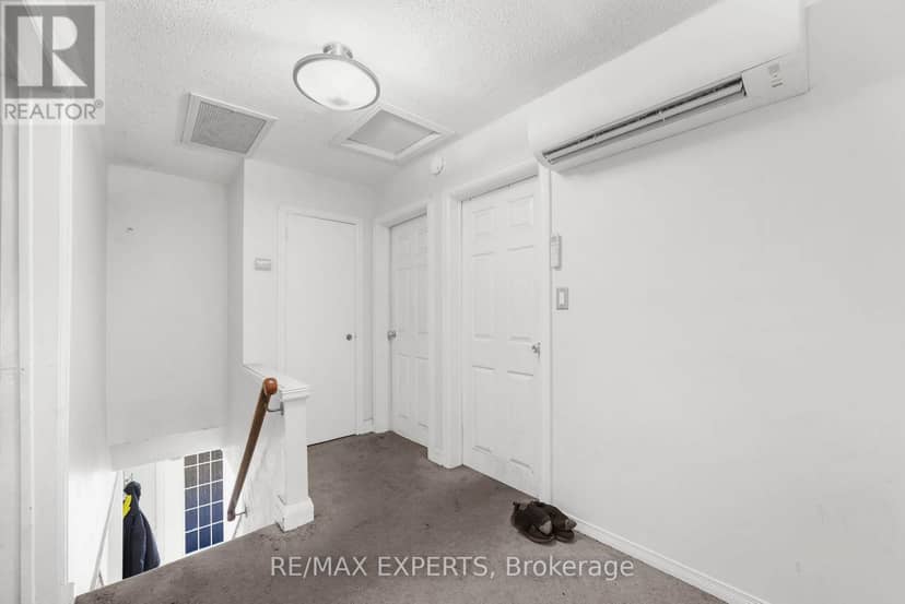 16 Bellehaven Crescent — photo 9 of 25