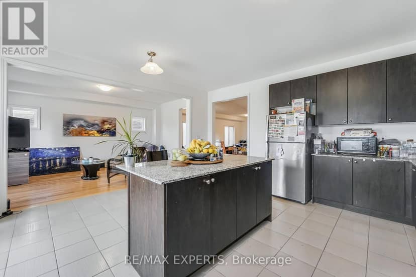 360 Russell Street — photo 11 of 35