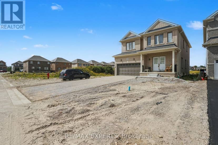 360 Russell Street — photo 2 of 35
