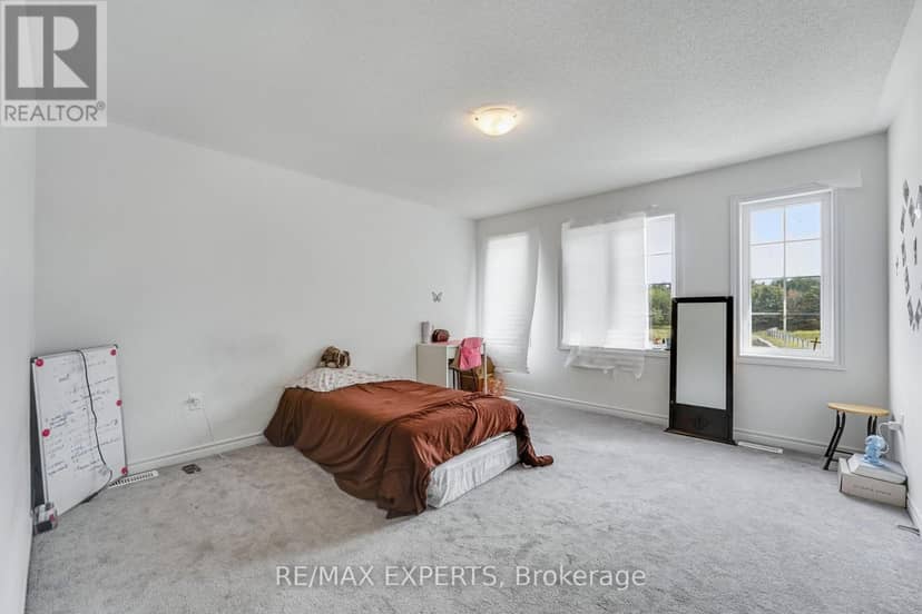 360 Russell Street — photo 27 of 35