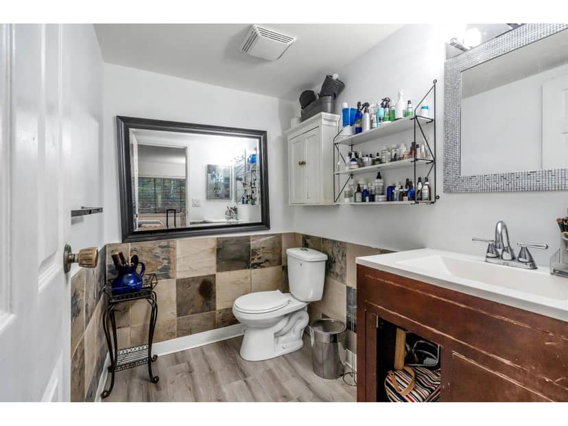 813 10620 150 STREET, Surrey, photo 2