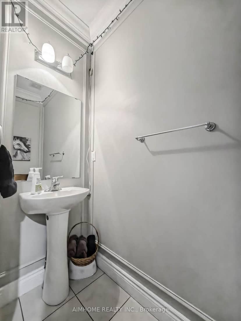 2029 Kurelo Drive — photo 15 of 35