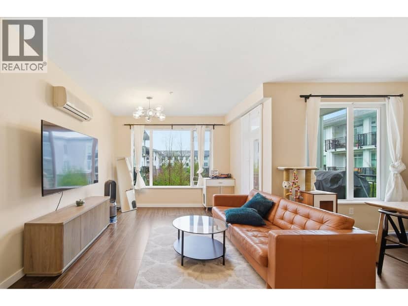 339 9388 MCKIM WAY, Richmond
