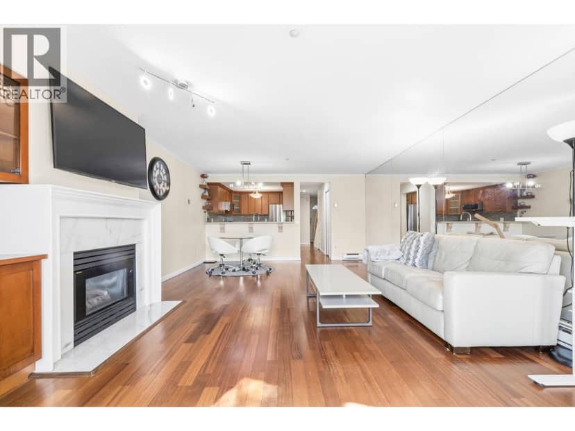3 2150 SE MARINE DRIVE, Vancouver