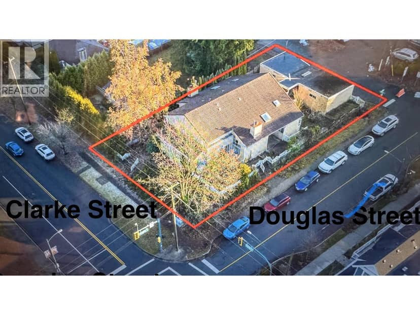 84 DOUGLAS STREET, Port Moody