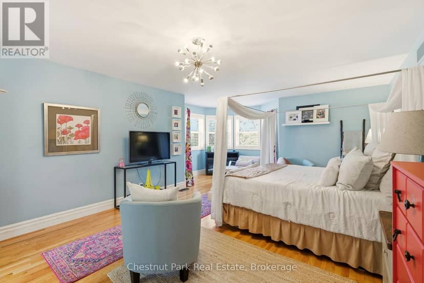 75 Pond Crescent — photo 23 of 40