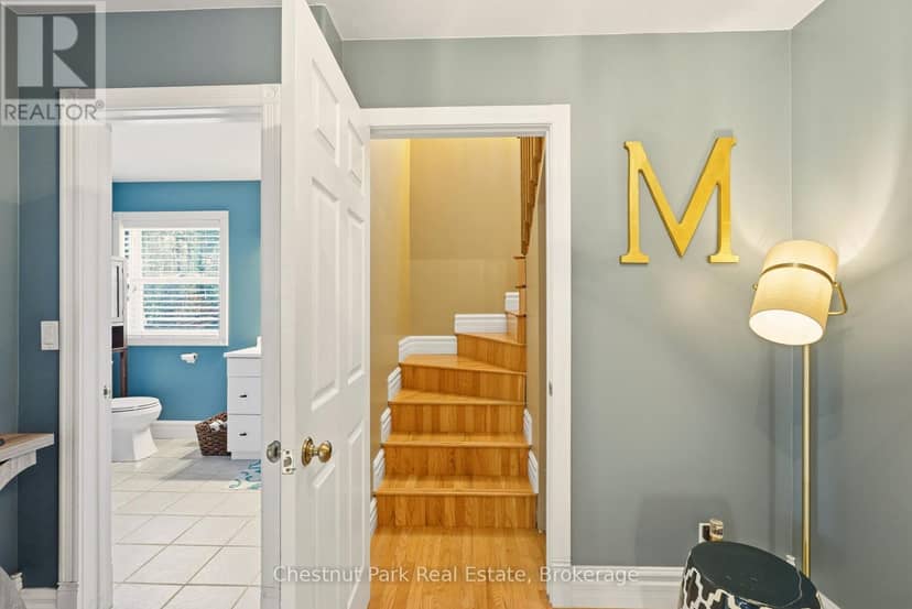 75 Pond Crescent — photo 31 of 40