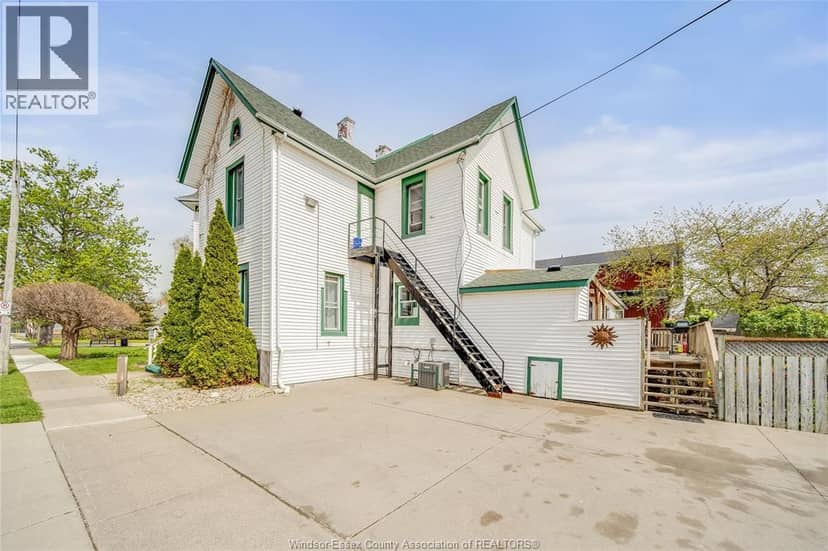 122 TALBOT STREET South — photo 35 of 38
