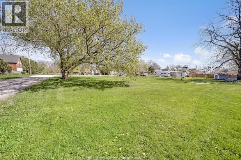 470 Brown Street — photo 10 of 14