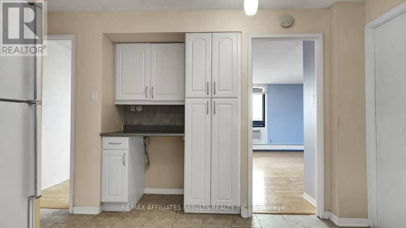 2110 - 415 Greenview Avenue — photo 19 of 40