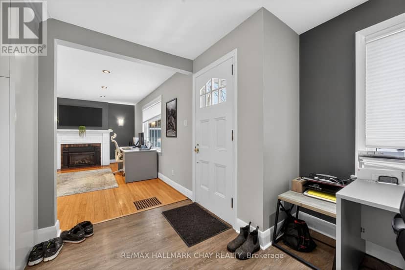 68 Drury Lane — photo 2 of 29