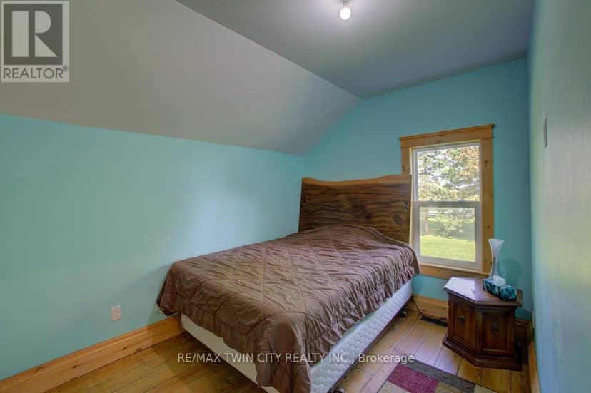 86561 London Road — photo 18 of 40