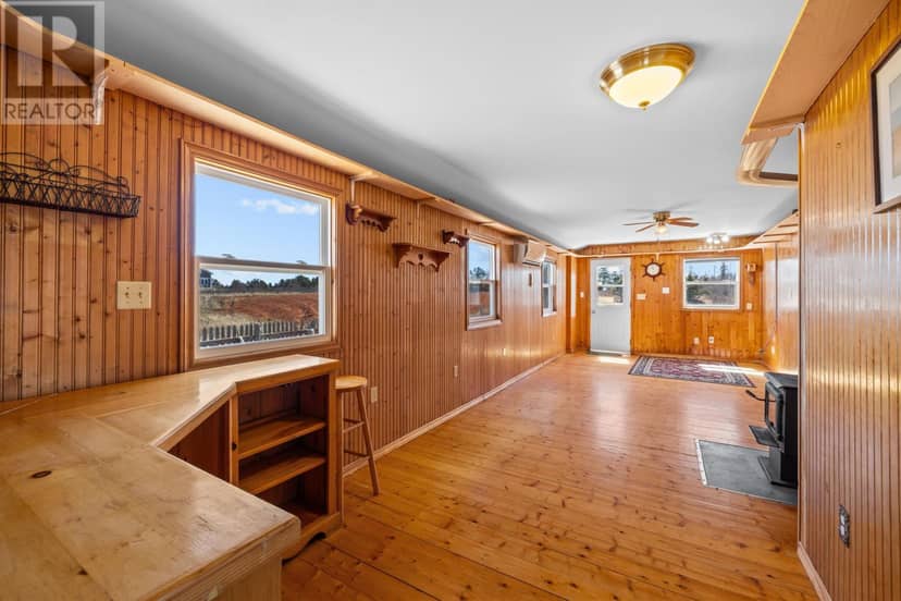 182 Shore Road — photo 15 of 40
