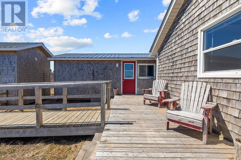 182 Shore Road — photo 9 of 40