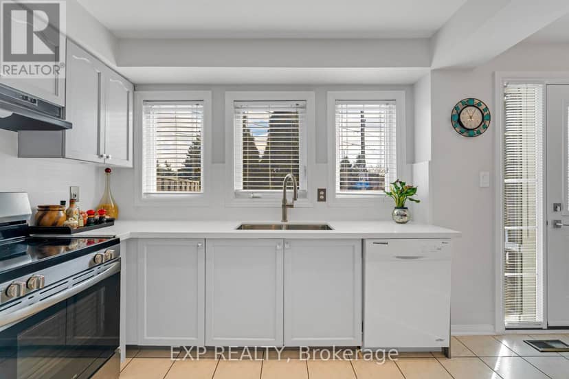 53 - 455 Apache Court — photo 11 of 32