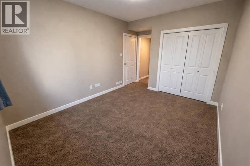 2, 189 Silkstone Road W — photo 12 of 15
