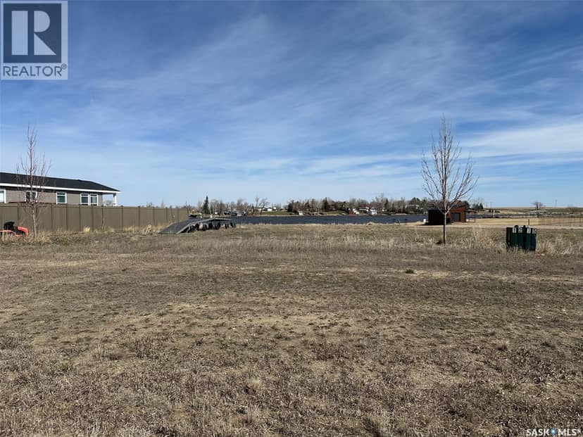 12 Lakeshore DRIVE — photo 2 of 6