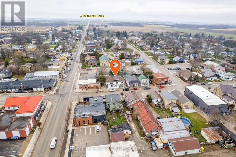 11 Goshen Street N, Bluewater, photo 4
