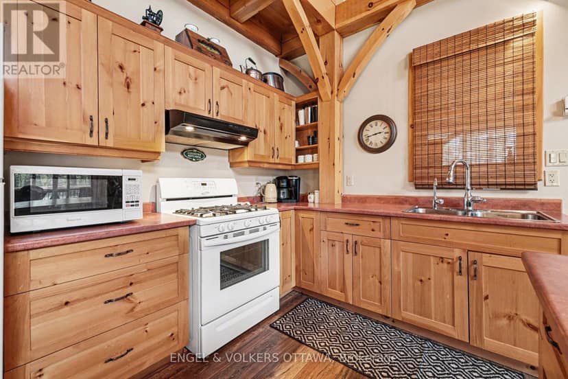 1244 Marshall Lane — photo 16 of 40