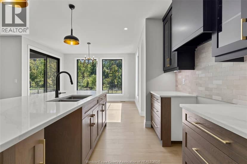 257 Charles — photo 16 of 31