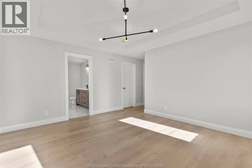 257 Charles — photo 22 of 31