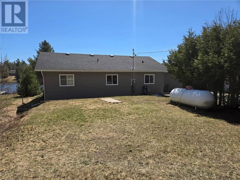 615 Pine Cove Road — photo 3 of 20