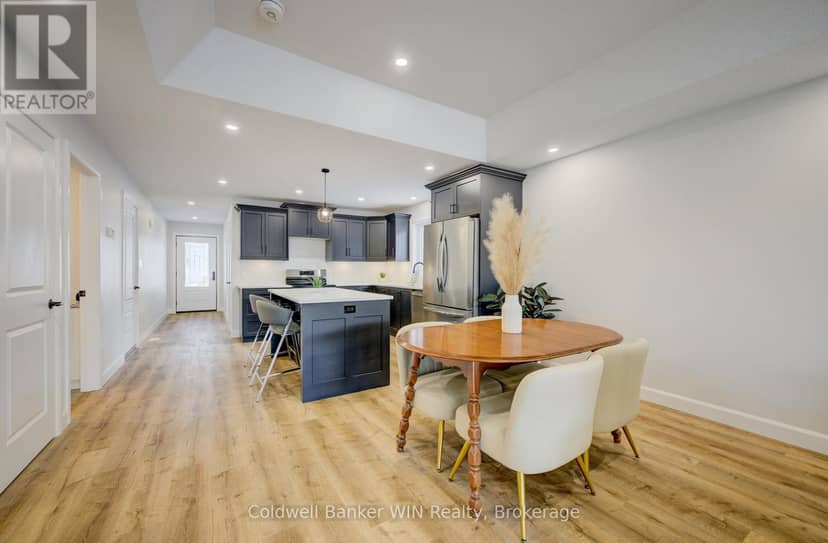 217 Elgin Street — photo 11 of 36