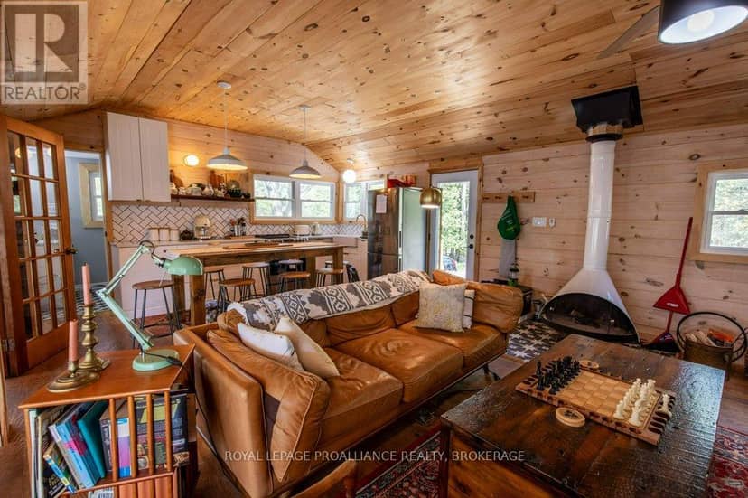 1055B Vilalta Lane — photo 18 of 32