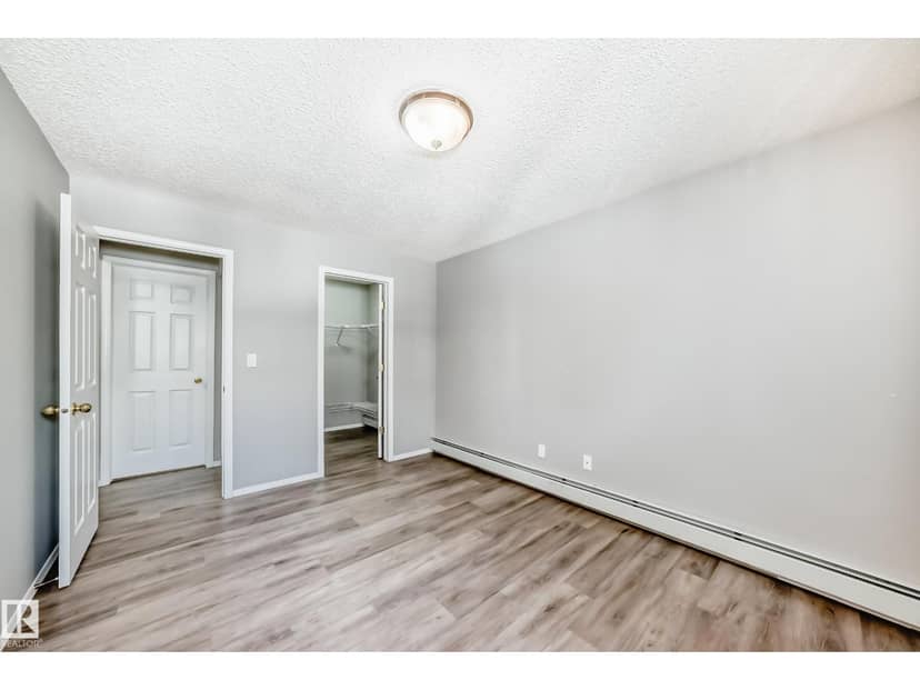 #202 328 Woodbridge WY — photo 22 of 40
