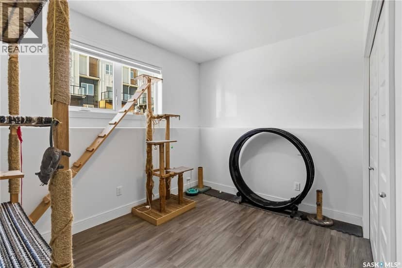 403 Delainey ROAD — photo 37 of 40