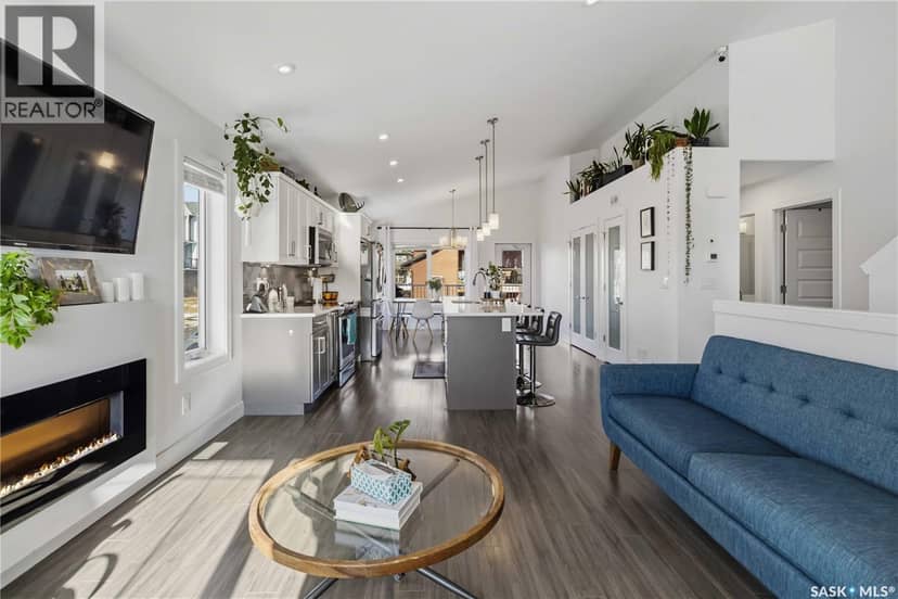 403 Delainey ROAD — photo 8 of 40