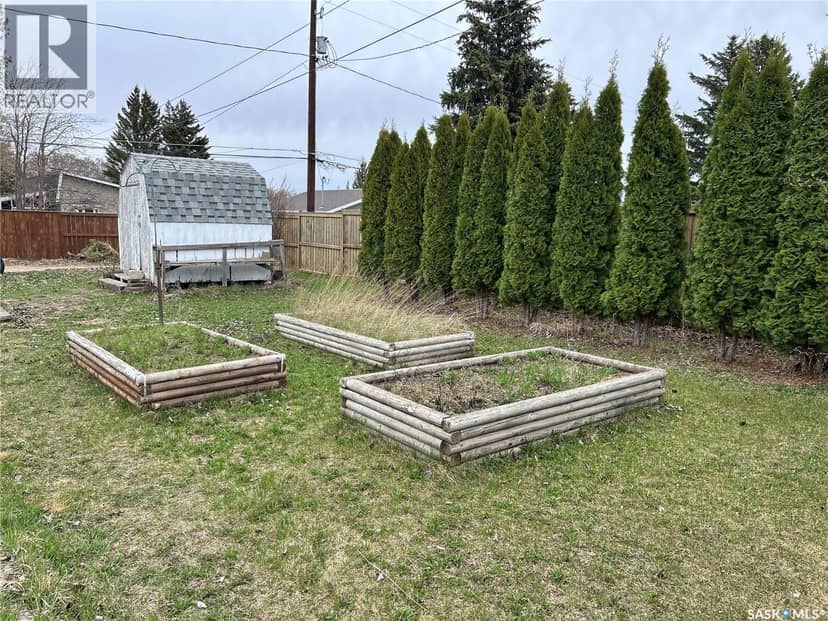 316 4th AVENUE W — photo 13 of 16
