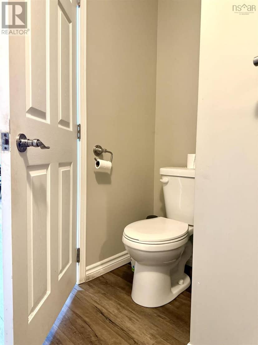 128 Main Street — photo 19 of 40