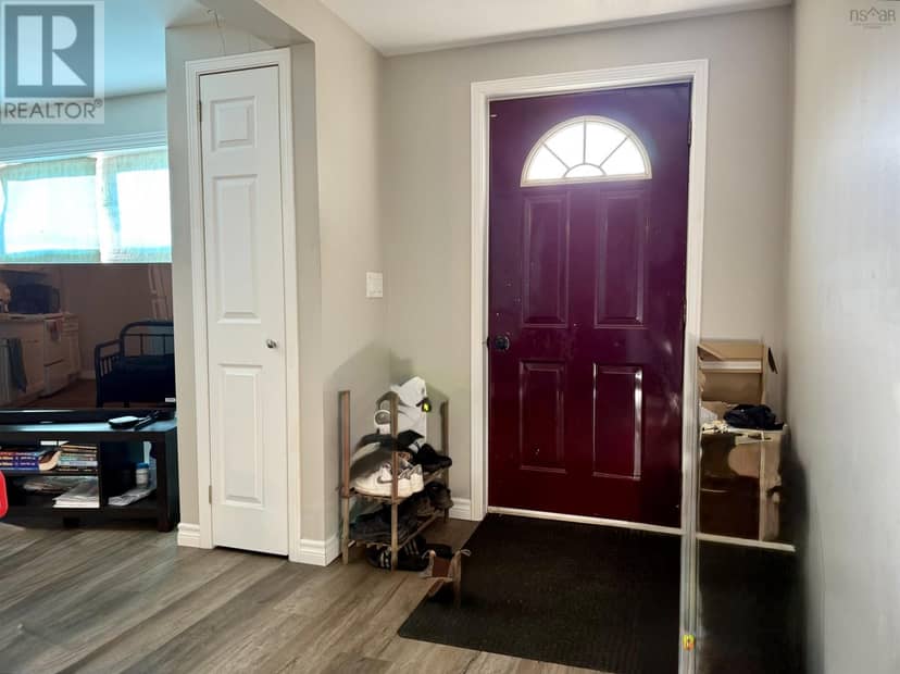 128 Main Street — photo 7 of 40