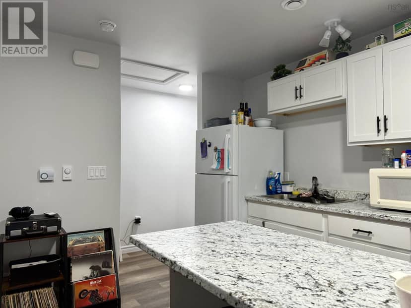 10 Pioneer Street — photo 27 of 37