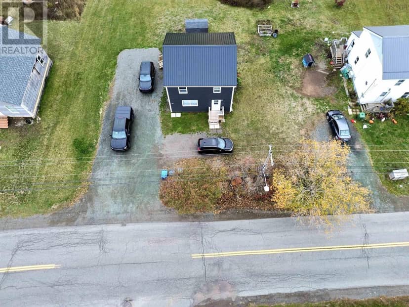 46 Lisgar Street — photo 2 of 40