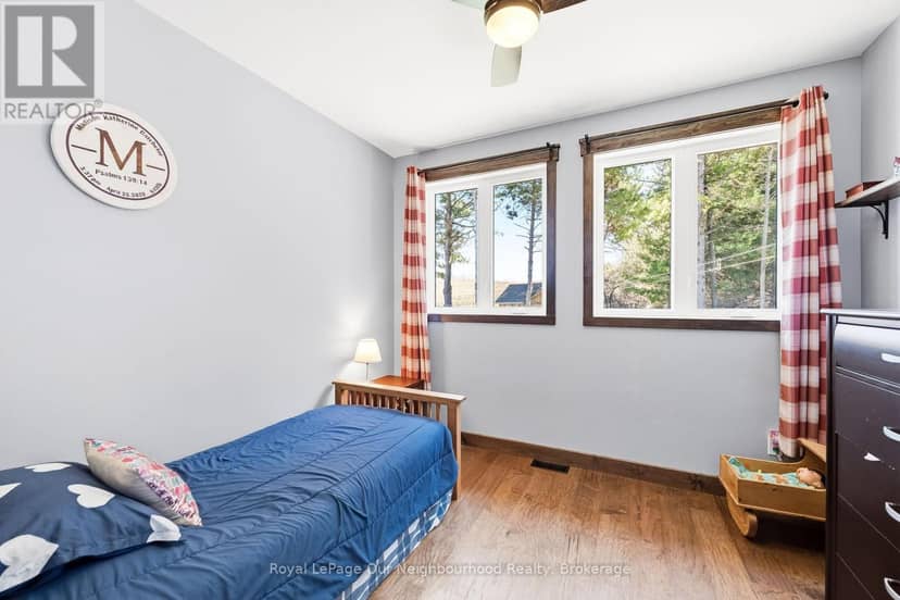 63 Hansen Road — photo 35 of 40