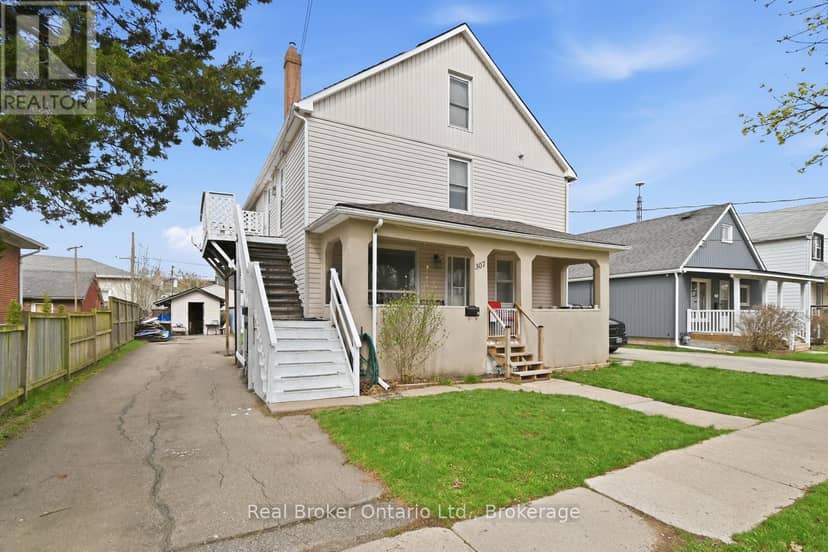 307 Wallace Avenue S — photo 2 of 40