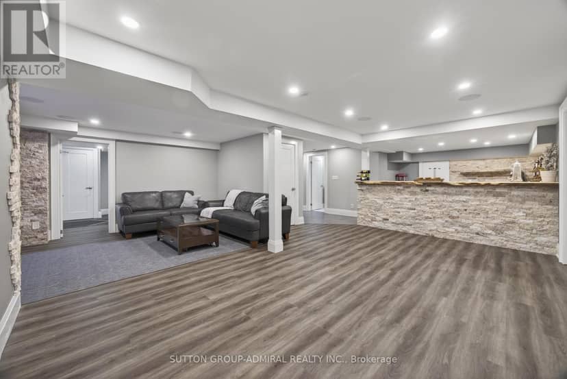 517 Aintree Drive — photo 32 of 40
