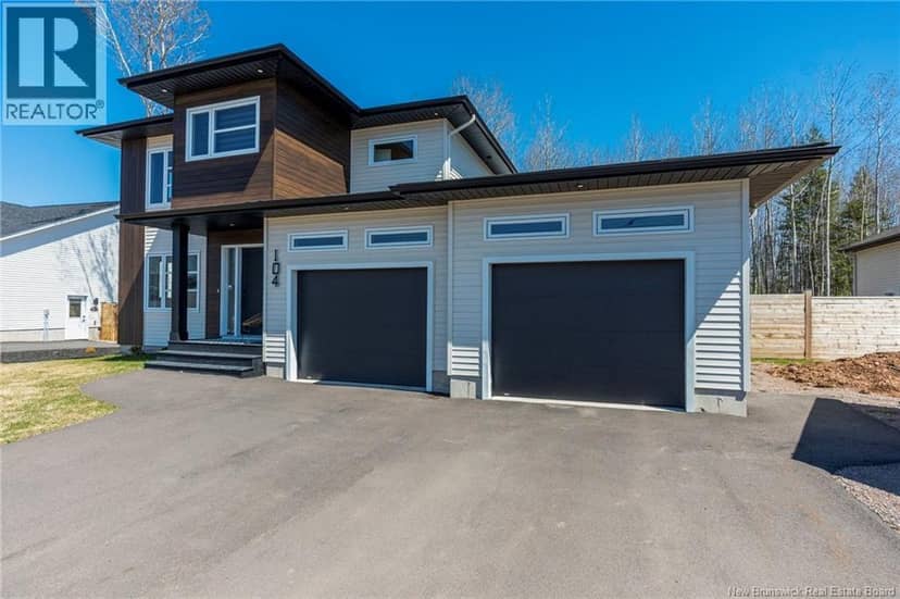 104 Monique Street — photo 2 of 40
