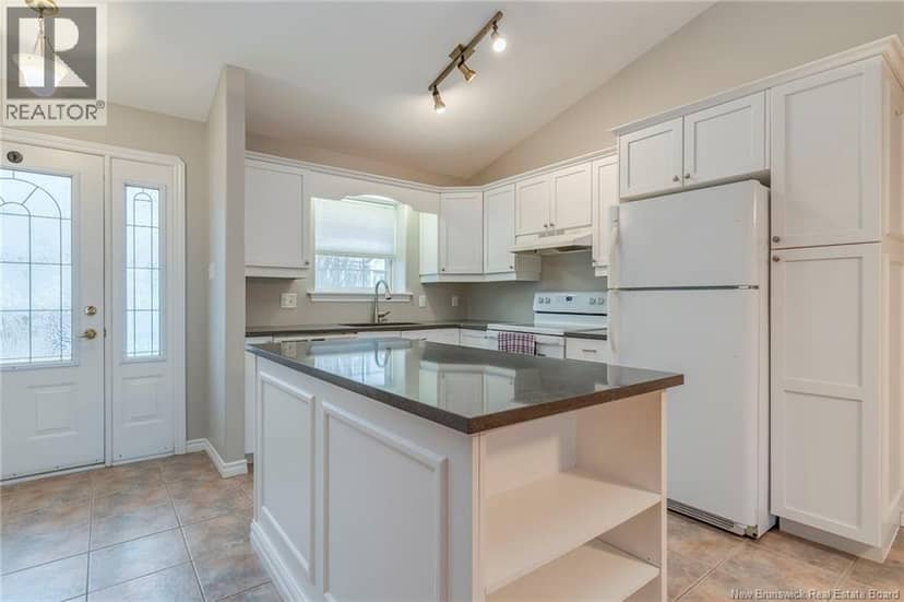 354 Amirault Street Unit# 6 — photo 17 of 40