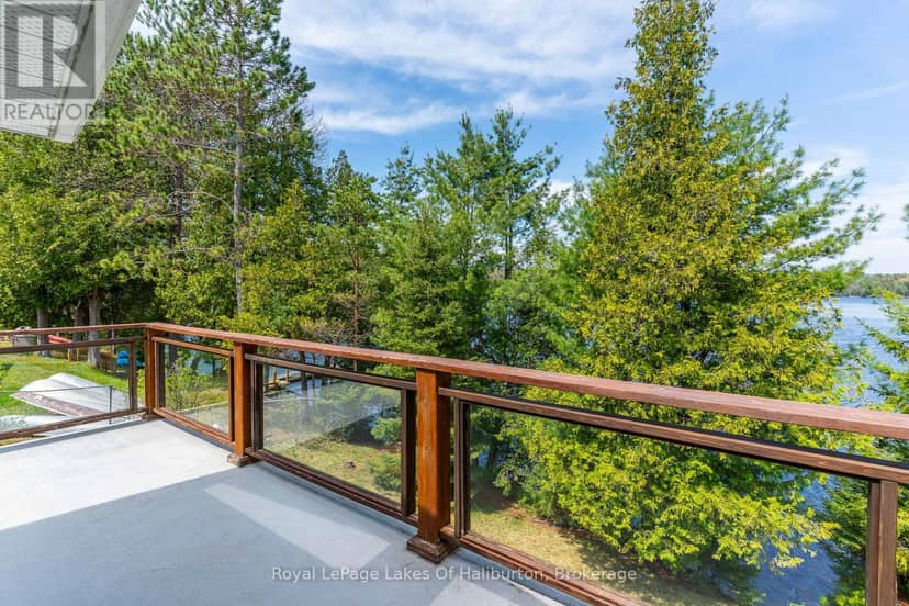 1089 Pioneer Road — photo 17 of 40